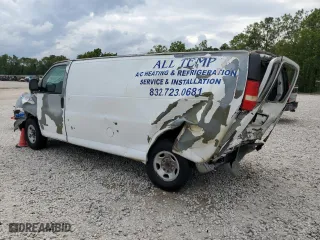2006 Chevrolet Express Cargo Van with VIN 1GCGG29V761192962, listed as a Copart auction lot 70254174 with 0 mi miles and Salvage Title. Bid and sale history available at carsss.com. Image 2.