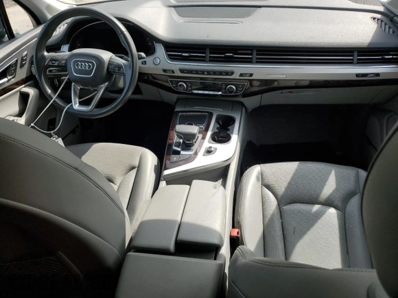 2019 Audi Q7 Premium Plus z VIN WA1LHAF79KD037702, wystawiony jako Copart lot #59628035 z przebiegiem Nie podano mil oraz Szkoda całkowita • Salvage title. Historia ofert i sprzedaży dostępna na DreamBid. Obrazek 8.