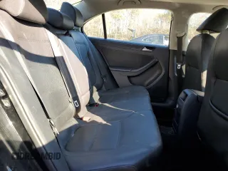2012 Volkswagen Jetta Sedan SE w/Convenience & Sunroof PZEV with VIN 3VWBP7AJ5CM042117, listed as a Copart auction lot 42402665 with 152,687 mi miles and Salvage Title. Bid and sale history available at carsss.com. Image 10.