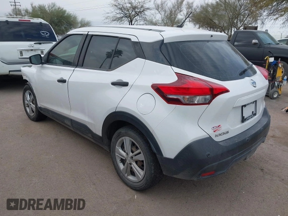 2020 Nissan Kicks S with VIN 3N1CP5BV8LL476537, listed as a IAAI auction lot 41536873 with 68,309 mi miles and . Bid and sale history available at carsss.com. Image 3.
