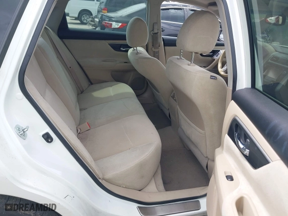 2013 Nissan Altima 2.5 SL with VIN 1N4AL3AP3DN488058, listed as a IAAI auction lot 41876703 with 139,278 mi miles. Bid and sale history available at carsss.com. Image 8.