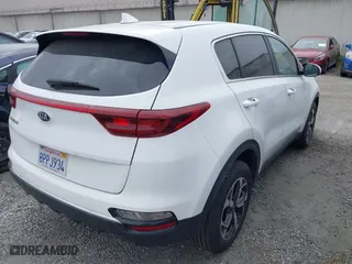2020 Kia Sportage LX with VIN KNDPM3AC5L7736800, listed as a IAAI auction lot 41757962 with 55,792 mi miles. Bid and sale history available at carsss.com. Image 4.