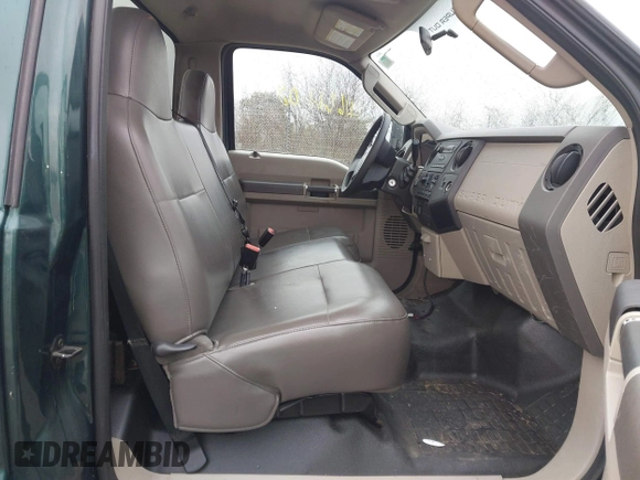 2010 Ford F-250 XL with VIN 1FTNF2B52AEA91415, listed as a IAAI auction lot 41666608 with 50,163 mi miles and . Bid and sale history available at DreamBid. Image 5.