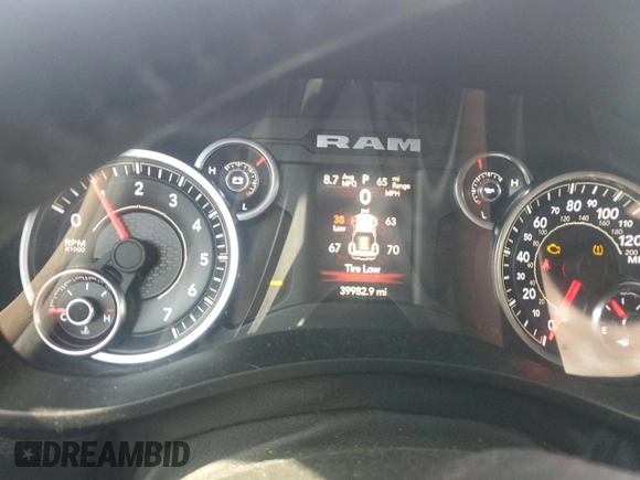 2019 Ram 2500 Big Horn with VIN 3C6UR5DJ5KG697470, listed as a Copart auction lot 48505935 with 39,982 mi miles and Salvage Title. Bid and sale history available at carsss.com. Image 9.