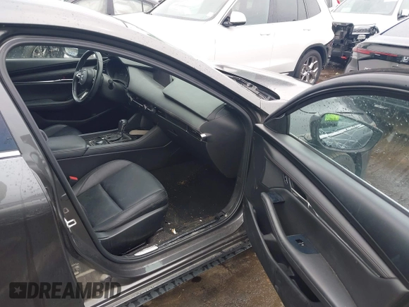 2019 Mazda 3 with VIN JM1BPBJM2K1134491, listed as a IAAI auction lot 42197997 with 95,968 mi miles and . Bid and sale history available at DreamBid. Image 5.