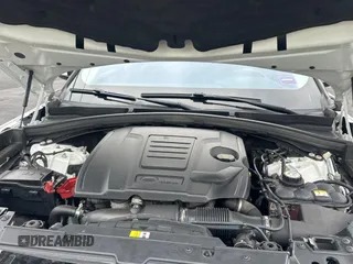 2019 Land Rover Range Rover Velar с VIN SALYA2EX0KA799656, выставлен на аукционе Copart как лот 62943335 с пробегом 175 492 миль миль и Чистый • Clean title. История ставок и продаж доступна на DreamBid. Изображение 7.
