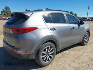 2018 Kia Sportage EX with VIN KNDPN3ACXJ7353395, listed as a IAAI auction lot 41868475 with 86,831 mi miles and . Bid and sale history available at DreamBid. Image 4.