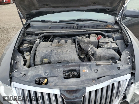 2010 Lincoln MKS z VIN 1LNHL9DR4AG604503, wystawiony jako Copart lot #56395235 z przebiegiem Nie podano mil oraz Nie do naprawy • Non repairable. Historia ofert i sprzedaży dostępna na DreamBid. Obrazek 11.