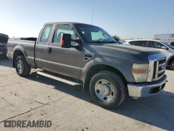 2008 Ford F-250 XL with VIN 1FTSX20Y68EA78514, listed as a Copart auction lot 57050805 with 219,657 mi miles and Clean title. Bid and sale history available at DreamBid. Image 4.