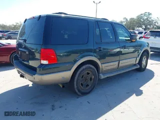 2004 Ford Expedition Eddie Bauer with VIN 1FMFU18L04LA47547, listed as a IAAI auction lot 41501815 with 207,138 mi miles. Bid and sale history available at carsss.com. Image 4.