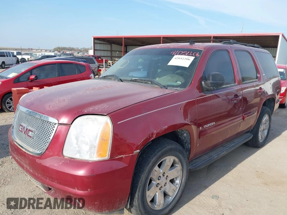 2007 GMC Yukon SLE with VIN 1GKFK13077J204048, listed as a IAAI auction lot 42052206 with 273,197 mi miles. Bid and sale history available at carsss.com. Image 12.