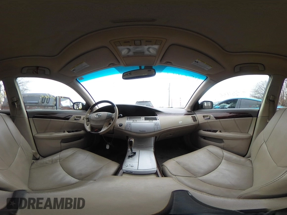 2010 Toyota Avalon XL with VIN 4T1BK3DB7AU359643, listed as a IAAI auction lot 41561066 with 171,526 mi miles and . Bid and sale history available at carsss.com. Image 18.