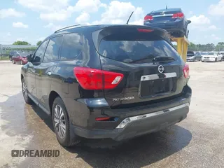 2018 Nissan Pathfinder Platinum z VIN 5N1DR2MN9JC625470, wystawiony jako IAAI lot #42229860 z przebiegiem Nie podano mil oraz . Historia ofert i sprzedaży dostępna na DreamBid. Obrazek 3.