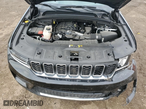 2023 Jeep Grand Cherokee Laredo z VIN 1C4RJHAG3PC625418, wystawiony jako Copart lot #49271395 z przebiegiem 12 874 mil mil oraz Szkoda całkowita • Salvage title. Historia ofert i sprzedaży dostępna na DreamBid. Obrazek 13.