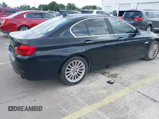 2011 BMW 5 Series 535i z VIN WBAFR7C59BC807860, wystawiony jako IAAI lot #42537752 z przebiegiem 120 934 mil mil oraz . Historia ofert i sprzedaży dostępna na DreamBid. Obrazek 4.