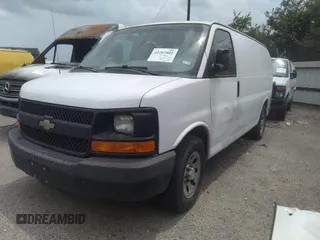 2014 Chevrolet Express Cargo z VIN 1GCSGAFX1E1153230, wystawiony jako IAAI lot #42267802 z przebiegiem 246 804 mil mil oraz . Historia ofert i sprzedaży dostępna na DreamBid. Obrazek 2.