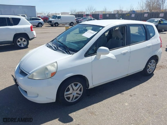 2007 Honda Fit with VIN JHMGD38407S012562, listed as a IAAI auction lot 41772476 with 162501 miles. Bid and sale history available at carsss.com. Image 2.