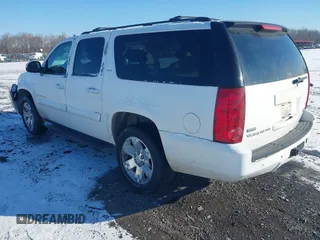 2007 GMC Yukon XL SLT with VIN 1GKFK16397J206390, listed as a IAAI auction lot 41358459 with 237,984 mi miles. Bid and sale history available at carsss.com. Image 3.