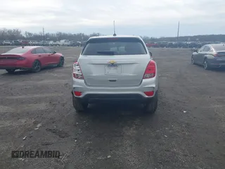 2020 Chevrolet Trax LS with VIN KL7CJKSB5LB028290, listed as a IAAI auction lot 41512101 with 102,480 mi miles. Bid and sale history available at carsss.com. Image 16.