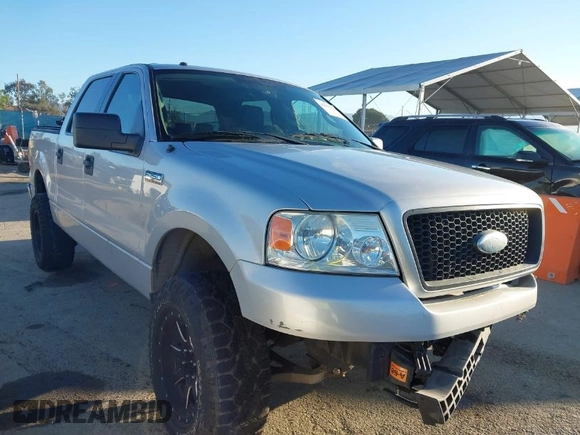 2006 Ford F-150 XLT with VIN 1FTPW14506KB72485, listed as a IAAI auction lot 41858983 with 147,385 mi miles. Bid and sale history available at carsss.com. Image 1.