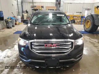 2018 GMC Acadia SLE z VIN 1GKKNTLS1JZ166490, wystawiony jako Copart lot #47698745 z przebiegiem 95 299 mil mil oraz Szkoda całkowita • Salvage title. Historia ofert i sprzedaży dostępna na DreamBid. Obrazek 5.