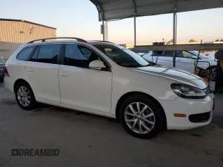 2010 Volkswagen Jetta SportWagen SE with VIN 3VWTZ7AJ0AM653216, listed as a Copart auction lot 42865825 with 95,459 mi miles and Clean Title. Bid and sale history available at carsss.com. Image 4.