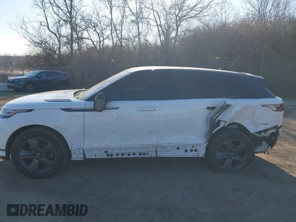 2021 Land Rover Range Rover Velar R-Dynamic S с VIN SALYT2EX5MA300136, выставлен на аукционе IAAI как лот 41589775 с пробегом 64 574 миль миль и . История ставок и продаж доступна на DreamBid. Изображение 13.