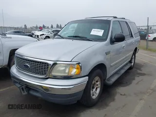2000 Ford Expedition XLT with VIN 1FMRU1565YLA46430, listed as a IAAI auction lot 41321077 with 1 mi miles. Bid and sale history available at carsss.com. Image 2.
