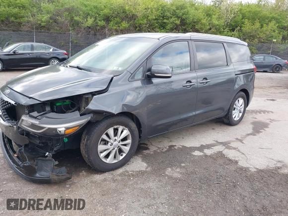 2017 Kia Sedona LX with VIN KNDMB5C14H6239766, listed as a IAAI auction lot 42049371 with 105,101 mi miles. Bid and sale history available at carsss.com. Image 18.