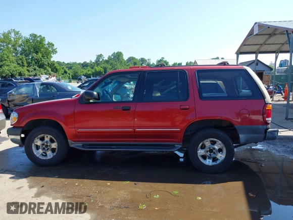2001 Ford Explorer XLT z VIN 1FMZU73E01ZA05817, wystawiony jako IAAI lot #42550182 z przebiegiem 185 304 mil mil oraz . Historia ofert i sprzedaży dostępna na DreamBid. Obrazek 14.