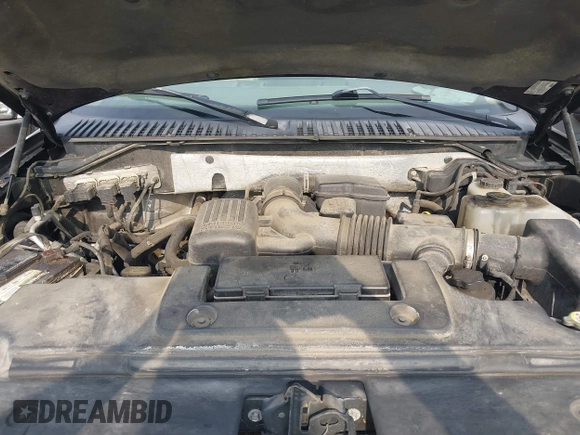2011 Ford Expedition XLT with VIN 1FMJU1J5XBEF40689, listed as a IAAI auction lot 42475111 with 236,127 mi miles and . Bid and sale history available at DreamBid. Image 10.
