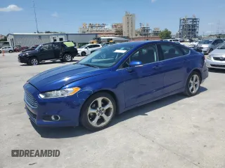 2015 Ford Fusion SE z VIN 3FA6P0H7XFR260136, wystawiony jako Copart lot #57392335 z przebiegiem 61 435 mil mil oraz Szkoda całkowita • Salvage title. Historia ofert i sprzedaży dostępna na DreamBid. Obrazek 1.