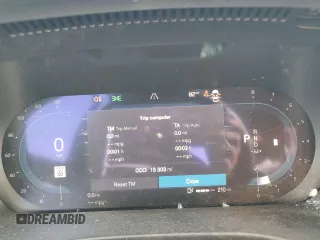 2023 Volvo XC40 Plus Dark Theme с VIN YV4L12UW5P2912803, выставлен на аукционе Copart как лот 49516625 с пробегом 15 303 миль миль и Списание • Salvage title. История ставок и продаж доступна на DreamBid. Изображение 9.
