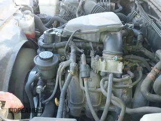 2008 Toyota Tacoma z VIN 5TEUX42N68Z551185, wystawiony jako IAAI lot #42305946 z przebiegiem 204 028 mil mil oraz . Historia ofert i sprzedaży dostępna na DreamBid. Obrazek 19.