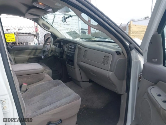 2003 Dodge Ram 1500 ST with VIN 1D7HU18N13S295296, listed as a IAAI auction lot 41564396 with 120,699 mi miles. Bid and sale history available at carsss.com. Image 5.