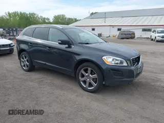 2013 Volvo XC60 T6 with VIN YV4902DZ5D2429122, listed as a IAAI auction lot 42173936 with 173,114 mi miles and . Bid and sale history available at DreamBid. Image 1.