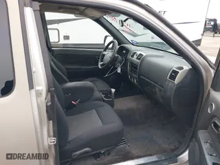2007 Chevrolet Colorado LT w/1LT with VIN 1GCCS19E578155845, listed as a IAAI auction lot 41427067 with 114,430 mi miles. Bid and sale history available at carsss.com. Image 5.