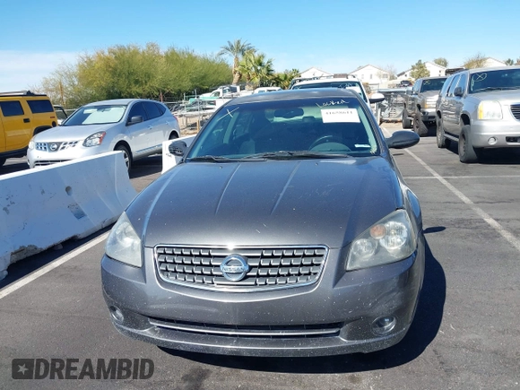 2005 Nissan Altima 3.5 SE with VIN 1N4BL11D45N455716, listed as a IAAI auction lot 41658611 with 1 mi miles. Bid and sale history available at carsss.com. Image 6.