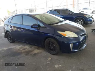 2014 Toyota Prius Four with VIN JTDKN3DU6E0370756, listed as a IAAI auction lot 42588035 with 175,894 mi miles and . Bid and sale history available at DreamBid. Image 1.