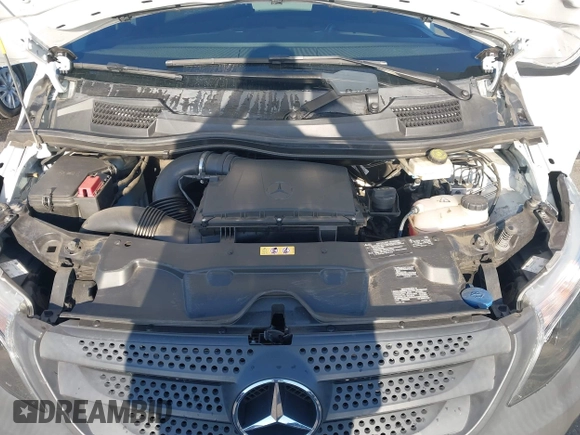 2022 Mercedes-Benz Metris Cargo with VIN W1YV0BEY8N3960426, listed as a IAAI auction lot 42019330 with 37,038 mi miles. Bid and sale history available at carsss.com. Image 10.