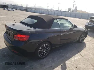 2019 BMW 2 Series 230i with VIN WBA2M7C59K7D34454, listed as a Copart auction lot 68233543 with 21,923 mi miles. Bid and sale history available at carsss.com. Image 3.