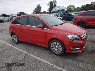 2014 Mercedes-Benz B with VIN WDDVP9ABXEJ003839, listed as a Copart auction lot 53499135 with 33,918 mi miles and Clean Title. Bid and sale history available at carsss.com. Image 4.