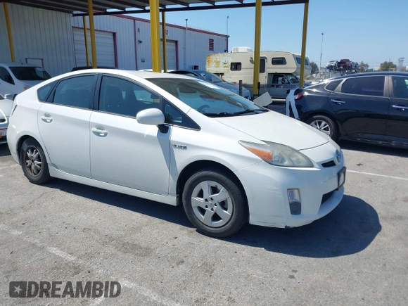 2010 Toyota Prius II z VIN JTDKN3DU8A0226619, wystawiony jako IAAI lot #42303693 z przebiegiem 123 068 mil mil oraz . Historia ofert i sprzedaży dostępna na DreamBid. Obrazek 1.