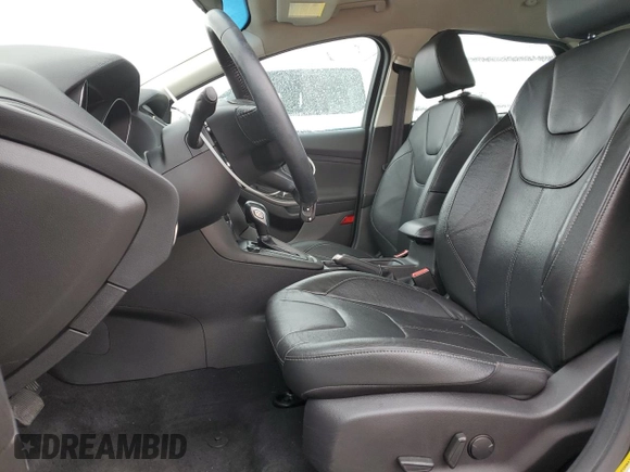 2016 Ford Focus SE with VIN 1FADP3F25GL329217, listed as a Copart auction lot 48250625 with 81,632 mi miles and Clean title. Bid and sale history available at DreamBid. Image 7.