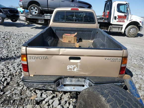 1999 Toyota Tacoma z VIN 4TAWN72N5XZ418522, wystawiony jako Copart lot #51940615 z przebiegiem 340 432 mil mil oraz Szkoda całkowita • Salvage title. Historia ofert i sprzedaży dostępna na DreamBid. Obrazek 6.