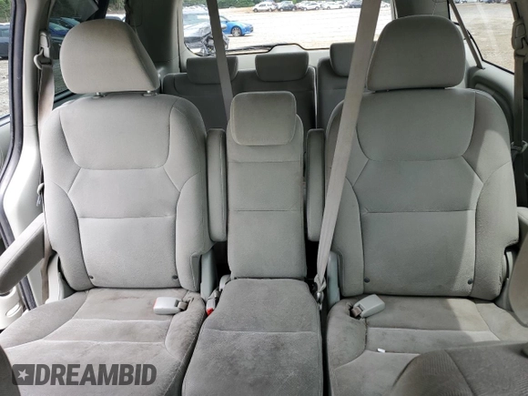 2008 Honda Odyssey EX с VIN 5FNRL38408B050739, выставлен на аукционе Copart как лот 56195645 с пробегом 270 537 миль миль и Списание • Salvage title. История ставок и продаж доступна на DreamBid. Изображение 10.