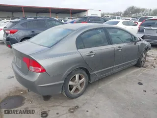 2006 Honda Civic Sdn LX with VIN 1HGFA16566L092529, listed as a IAAI auction lot 41789029 with 1 mi miles. Bid and sale history available at carsss.com. Image 4.