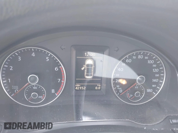 2010 Volkswagen Eos Komfort с VIN WVWBA7AH1AV023634, выставлен на аукционе IAAI как лот 40635291 с пробегом 42 152 миль миль и . История ставок и продаж доступна на DreamBid. Изображение 7.