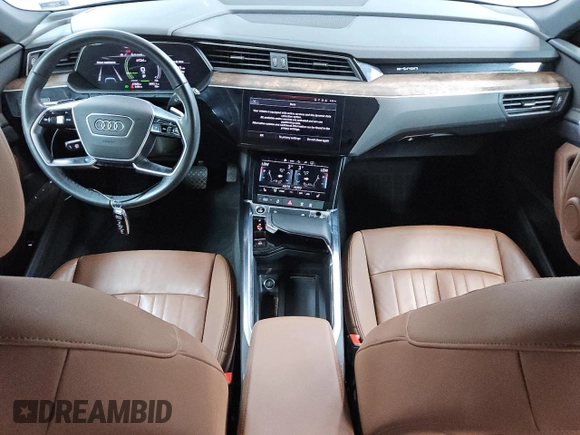 2022 Audi e-tron Premium with VIN WA1AAAGE4NB022730, listed as a Copart auction lot 56118575 with 47,680 mi miles and Clean title. Bid and sale history available at DreamBid. Image 8.