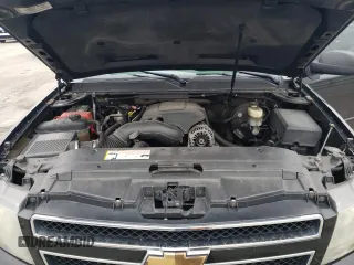 2007 Chevrolet Suburban LTZ with VIN 3GNFC16057G109940, listed as a Copart auction lot 49173865 with 205,133 mi miles and Salvage title. Bid and sale history available at DreamBid. Image 12.